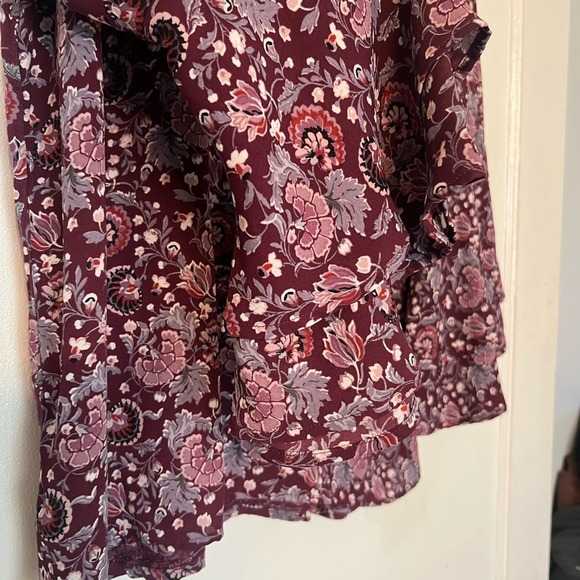 Ann Taylor Loft Purple Spring Floral Print Top Ruffle Long Sleeve, Medium - Picture 6 of 9